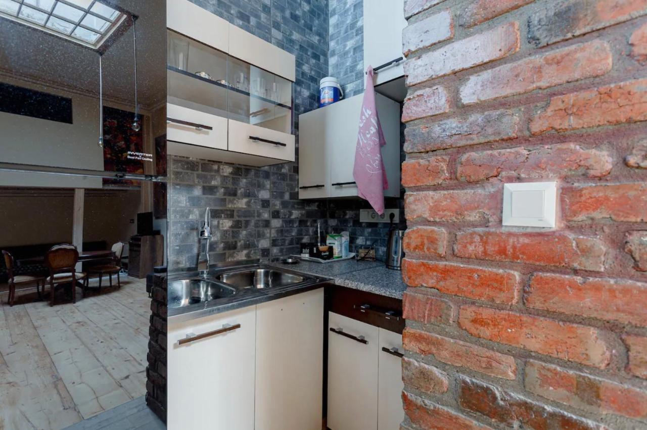 Lovely Dulcet Loft In Center Of Rustaveli تبليسي المظهر الخارجي الصورة