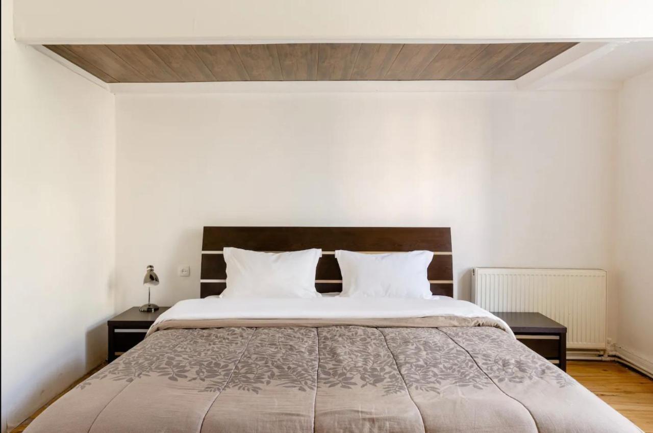 Lovely Dulcet Loft In Center Of Rustaveli تبليسي المظهر الخارجي الصورة