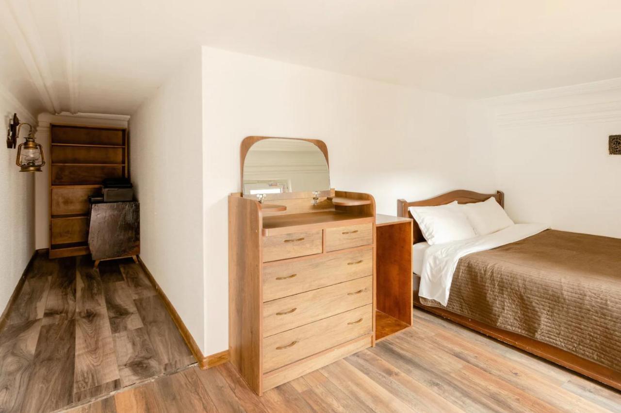 Lovely Dulcet Loft In Center Of Rustaveli تبليسي المظهر الخارجي الصورة